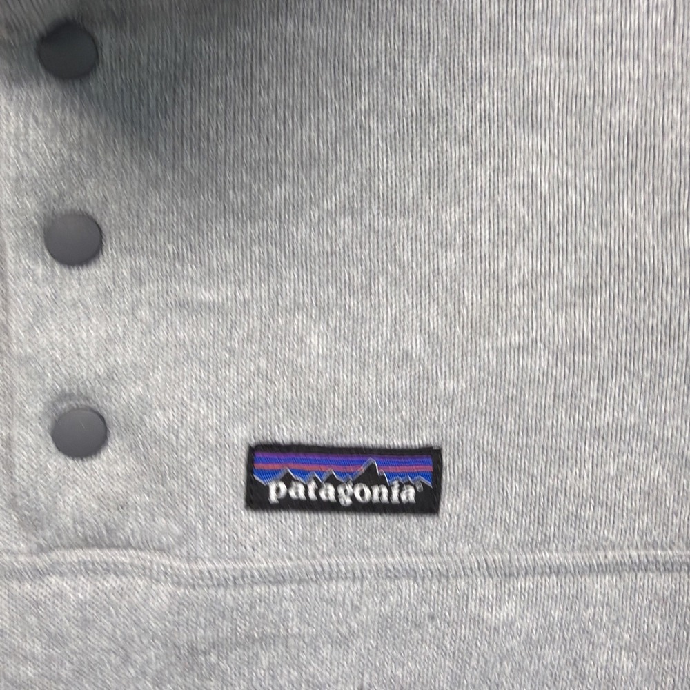 Patagonia Womens Large Gray 1/4 Button Snap Pullover Fleece - Picture 2 of 6